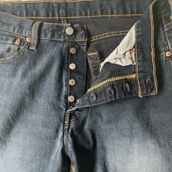 Vintage 501 Levi's Jeans with button fly - Picture 4 of 5
